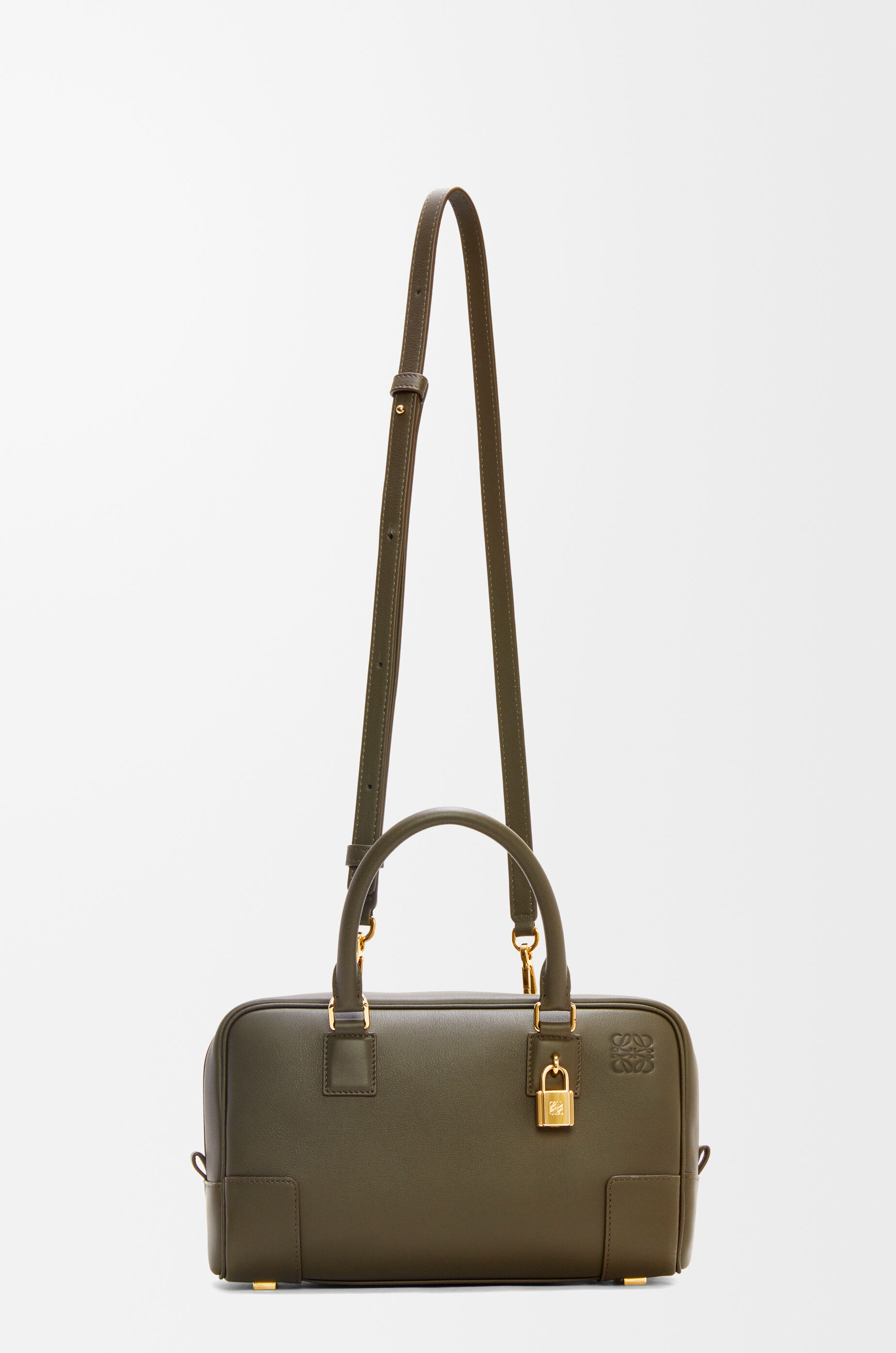 アマソナ23 バッグ（ナパカーフ） グリーン - LOEWE Japan official