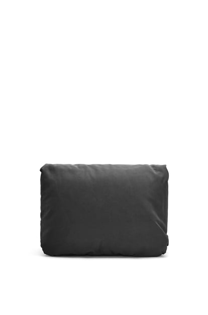LOEWE Goya Puffer Messenger Bag aus Nylon Schwarz plp_rd