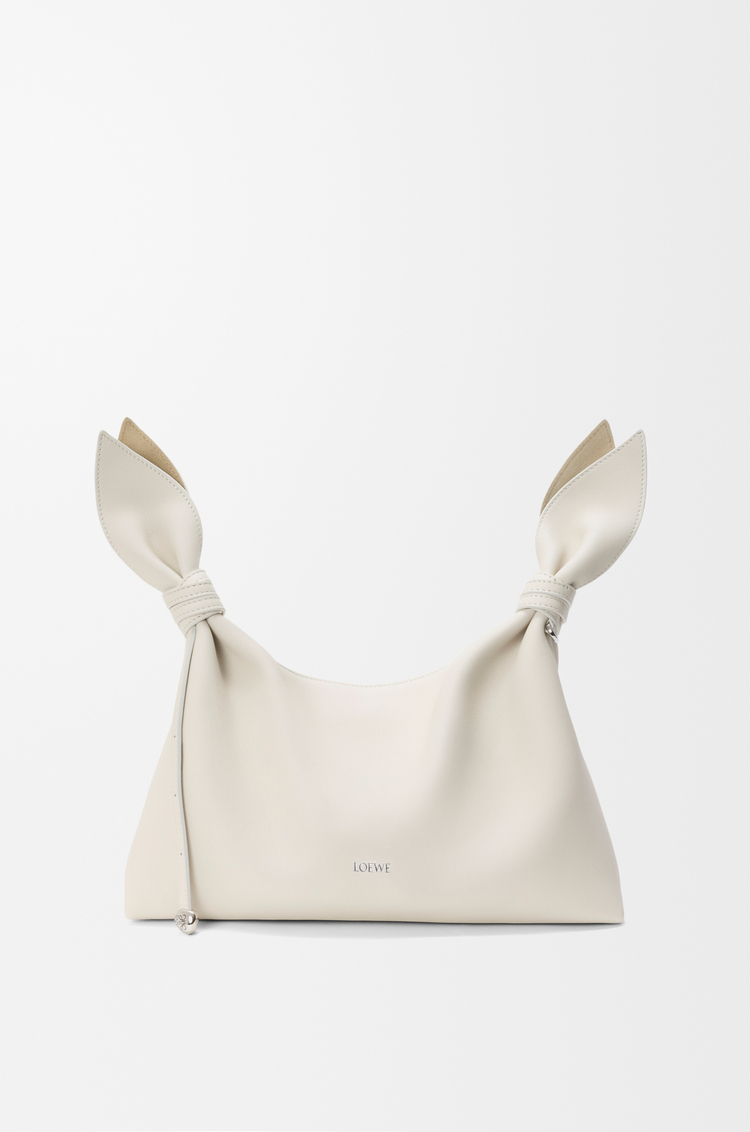 LOEWE Bolso Scarf mediano en piel de ternera lisa Blanco Suave