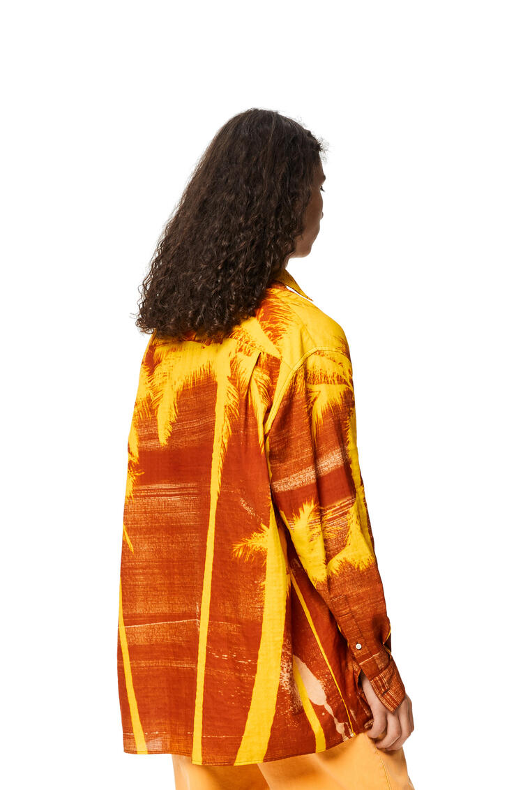 LOEWE Camisa en algodón con estampado de palmeras Amarillo/Naranja pdp_rd