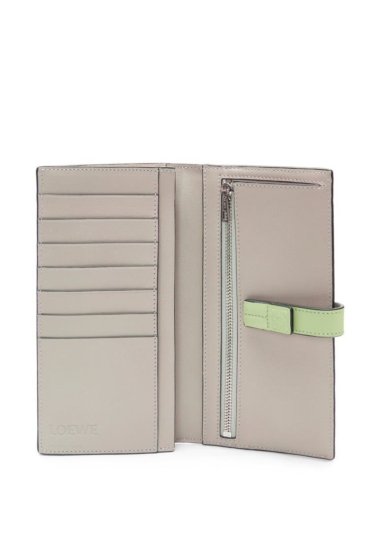 LOEWE Large vertical wallet in grained calfskin Pearl Grey/Light Pale Green