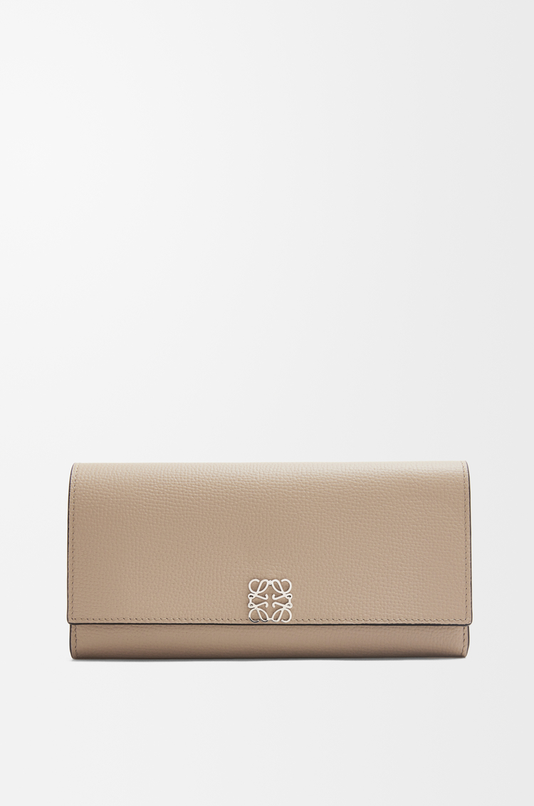 LOEWE Anagram continental wallet in pebble grain calfskin Sand