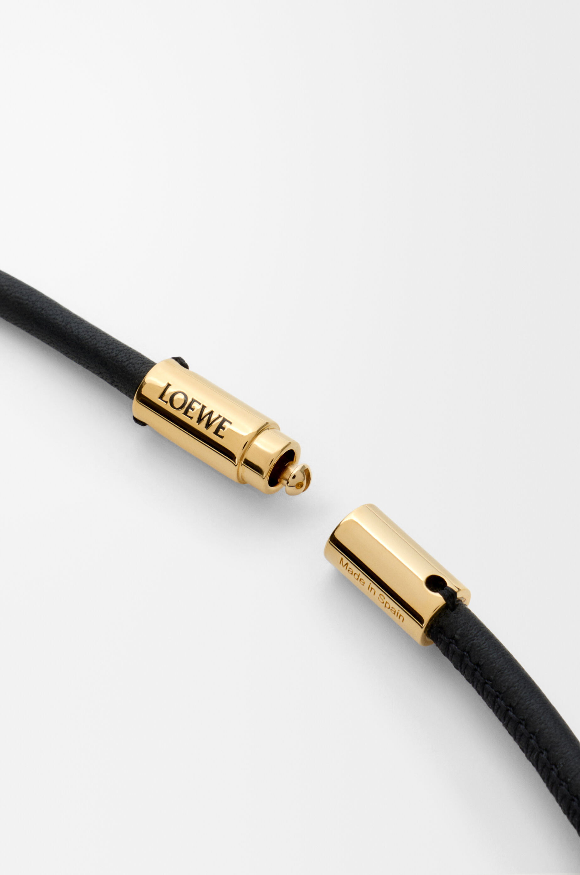Wristlet in calfskin Black - LOEWE APAC official website