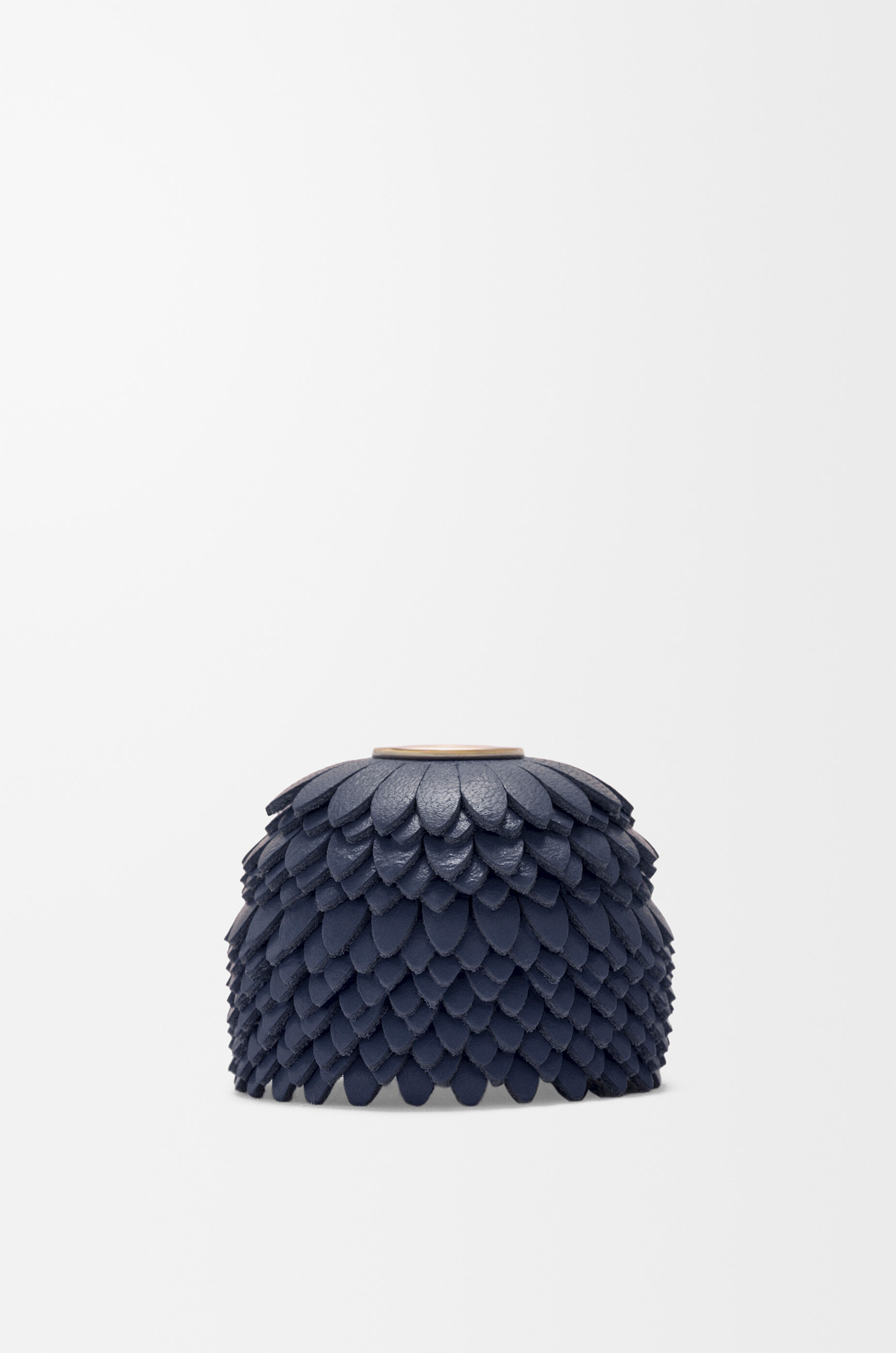 LOEWE ロエベ パーソナライズ フラワー チャーム カーフ フラワー チャーム（カーフ） ブルー - ロエベ 日本 公式サイト