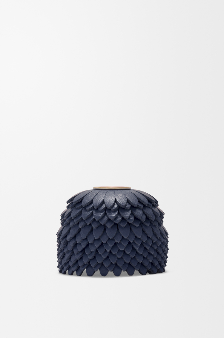 LOEWE フラワー チャーム（カーフ） ネイビーブルー