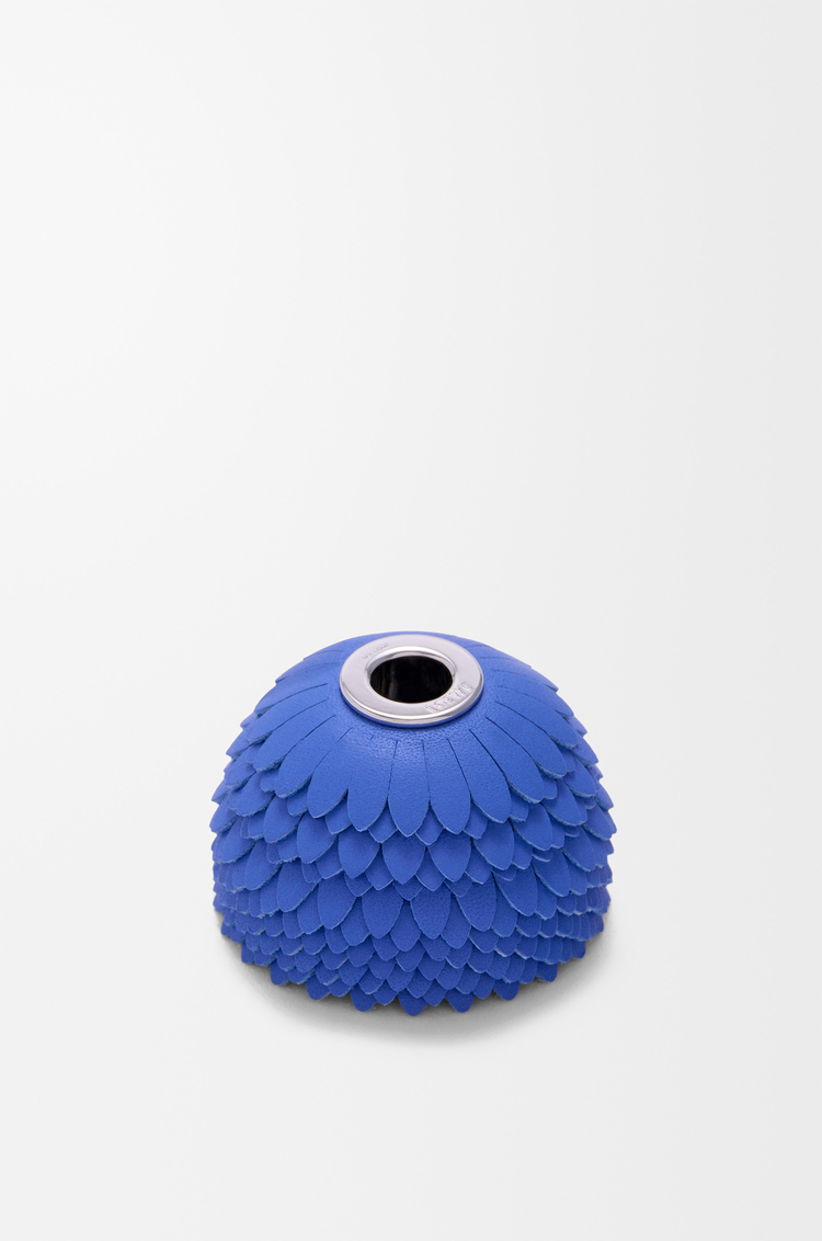 LOEWE 小牛皮花朵掛飾 海岸藍