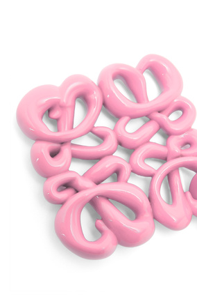 LOEWE Inflated Anagram charm in metal Cotton Candy 