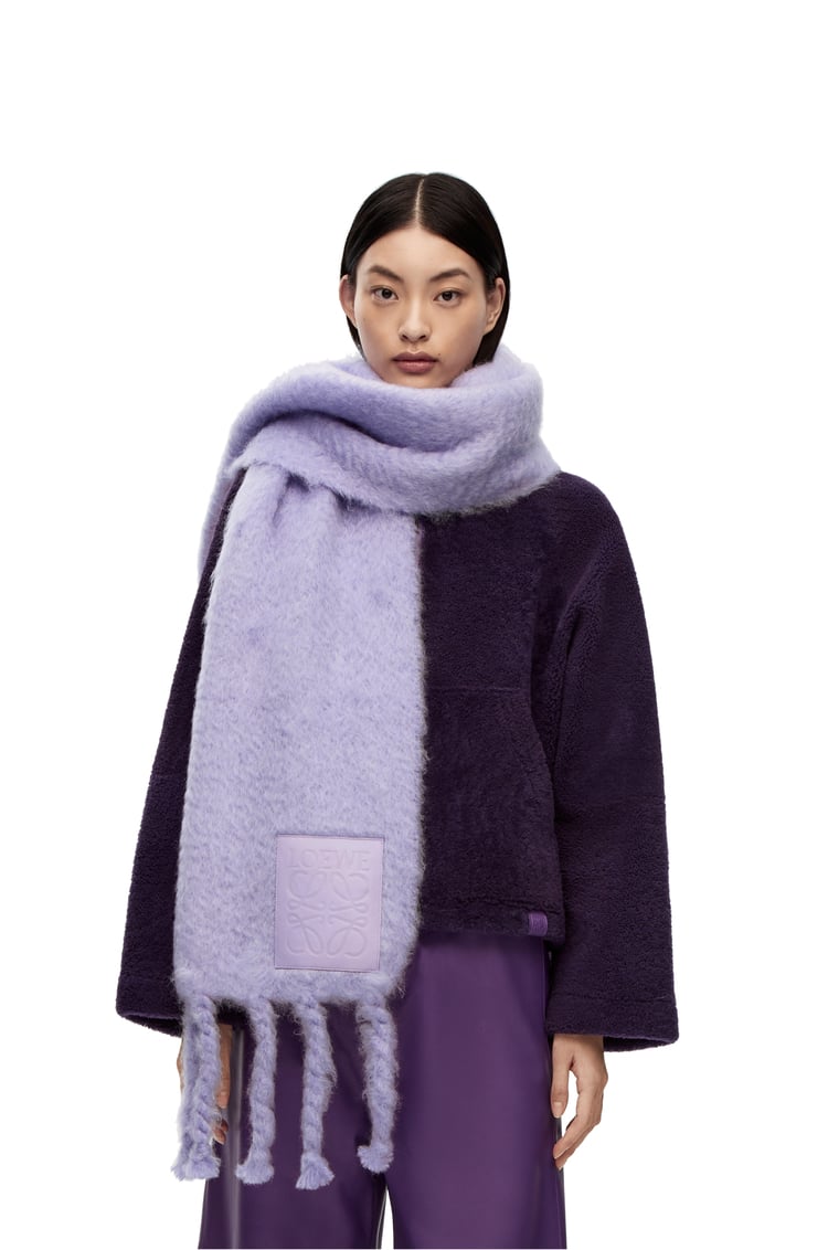 LOEWE Scarf in wool and mohair 淺紫色