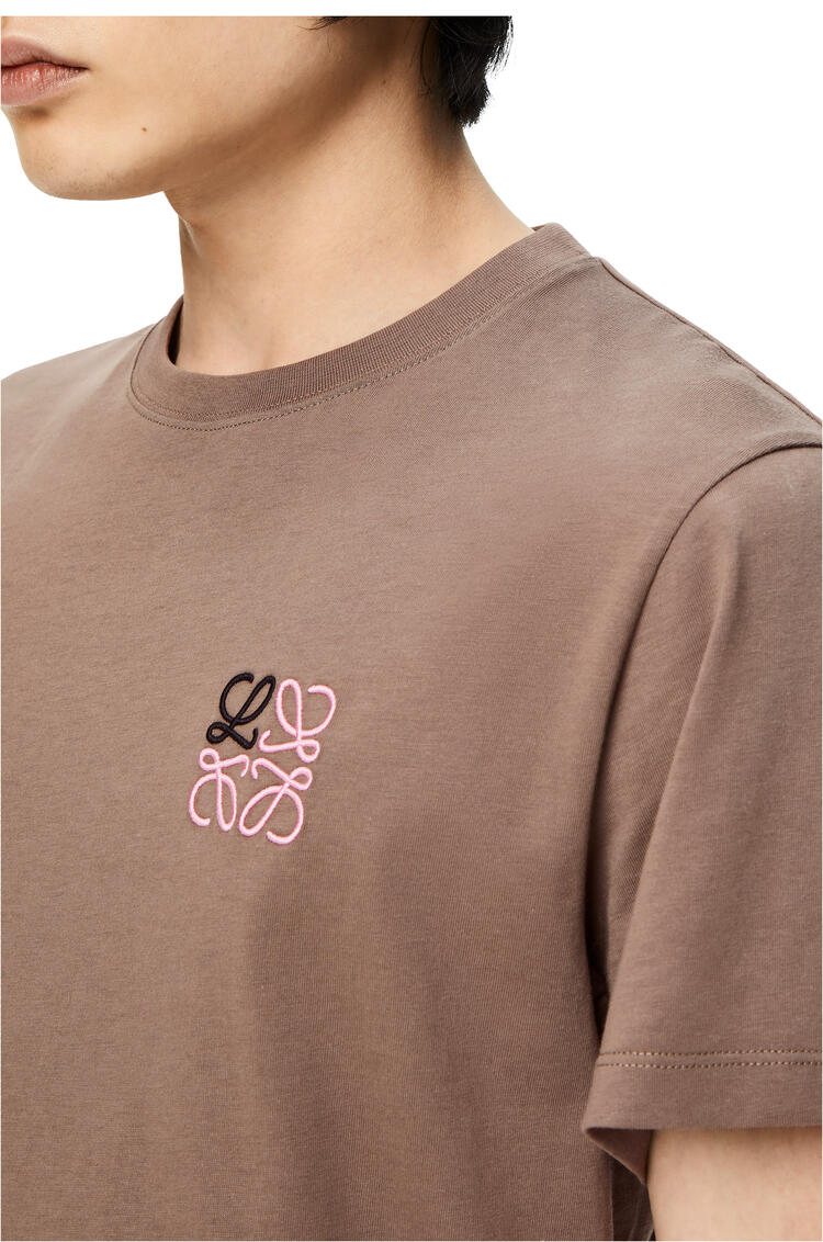 LOEWE Camiseta en algodón con anagrama Gris Calido pdp_rd
