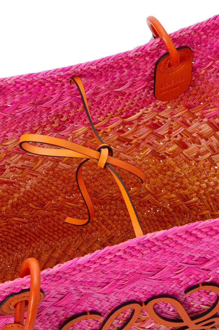 LOEWE Anagram Basket bag in iraca palm and calfskin Fuchsia/Orange