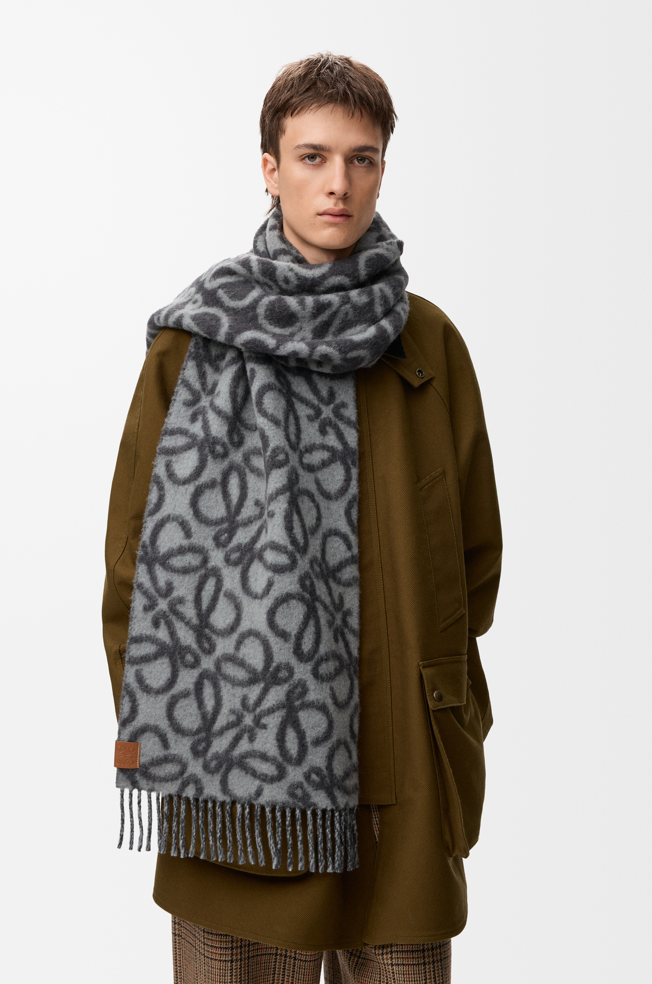 LOEWE Anagram scarf in alpaca and wool blend Black/Grey