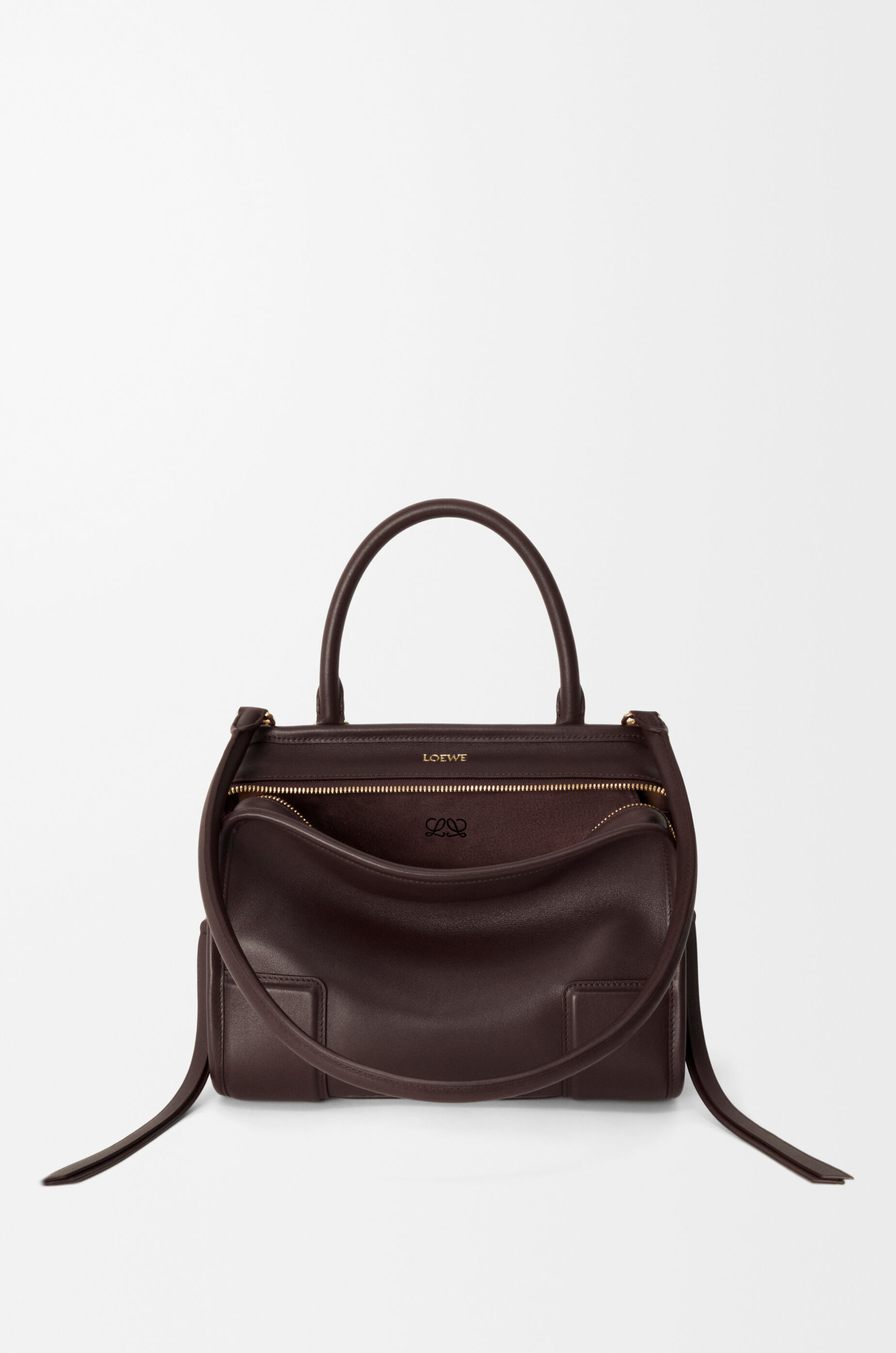 アマソナ180 バッグ スモール（ソフトカーフ） ブラウン - LOEWE Japan