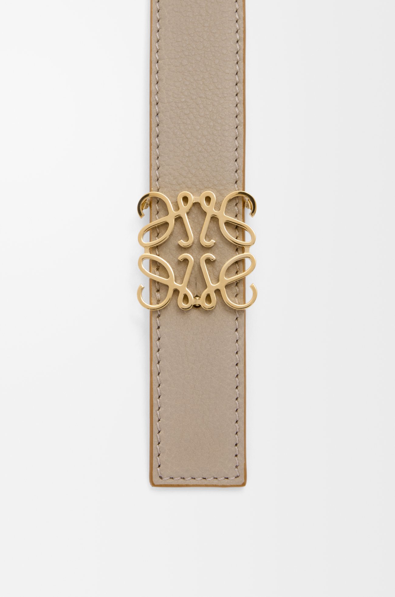 LOEWE 柔軟粒面小牛皮雙面 Anagram 腰帶 黏土色/金色
