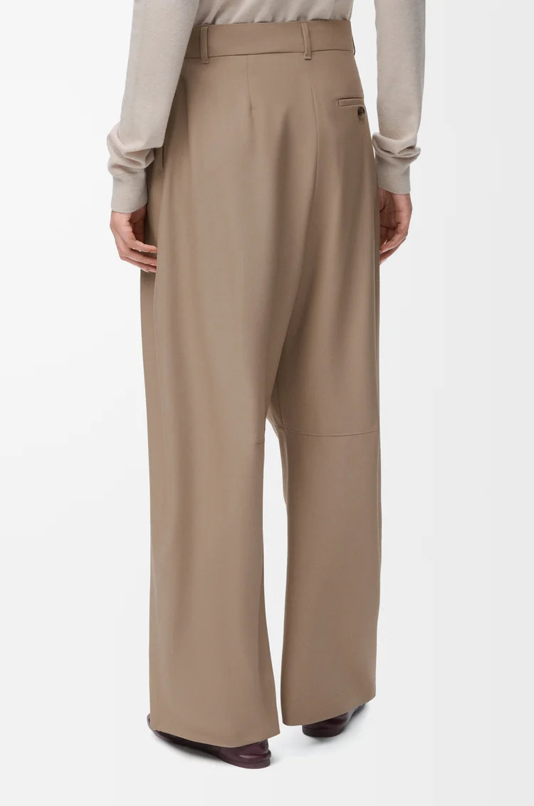 LOEWE Pantalón barrel en lana Arena