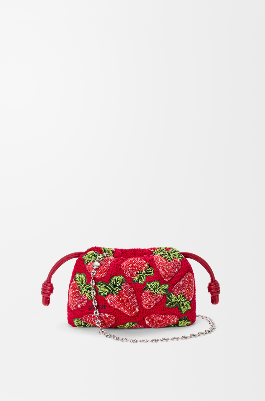 Mini Flamenco purse in beaded crochet