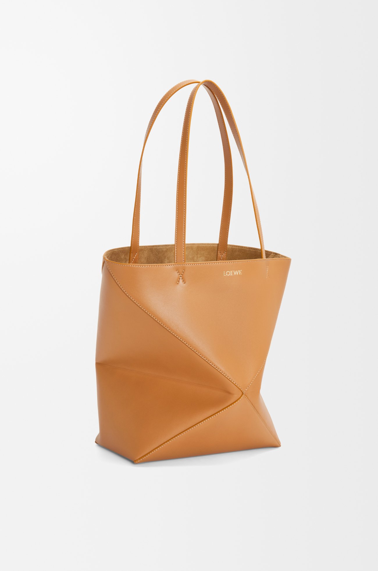 LOEWE Bolso Puzzle Fold tote mediano en piel de ternera Desierto Cálido
