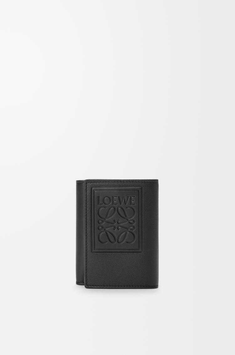 LOEWE Cartera con tres pliegues en piel satinada Negro