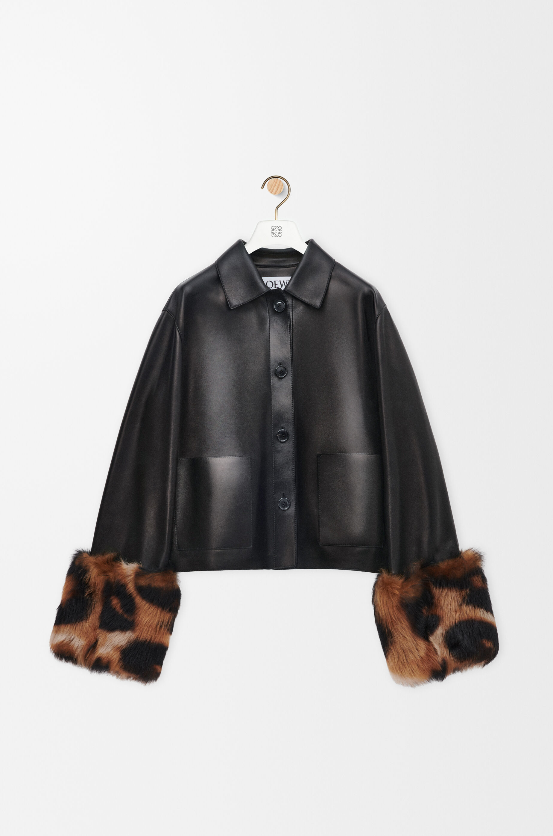 LOEWE ロエベ　春秋活躍アウター スェードシープスキン　シャツ　ジャケット loewe-outer-24-fw-1.jpg