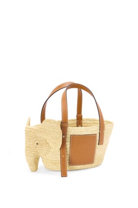 LOEWE 小号酒椰纤维和牛皮革小象 Basket 手袋 原色/棕褐色