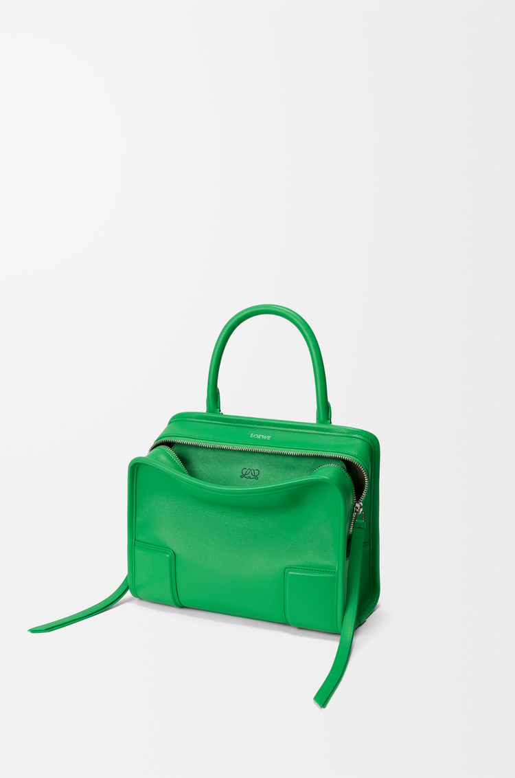 LOEWE Petit sac Amazona 180 en cuir de veau souple Vert Trèfle