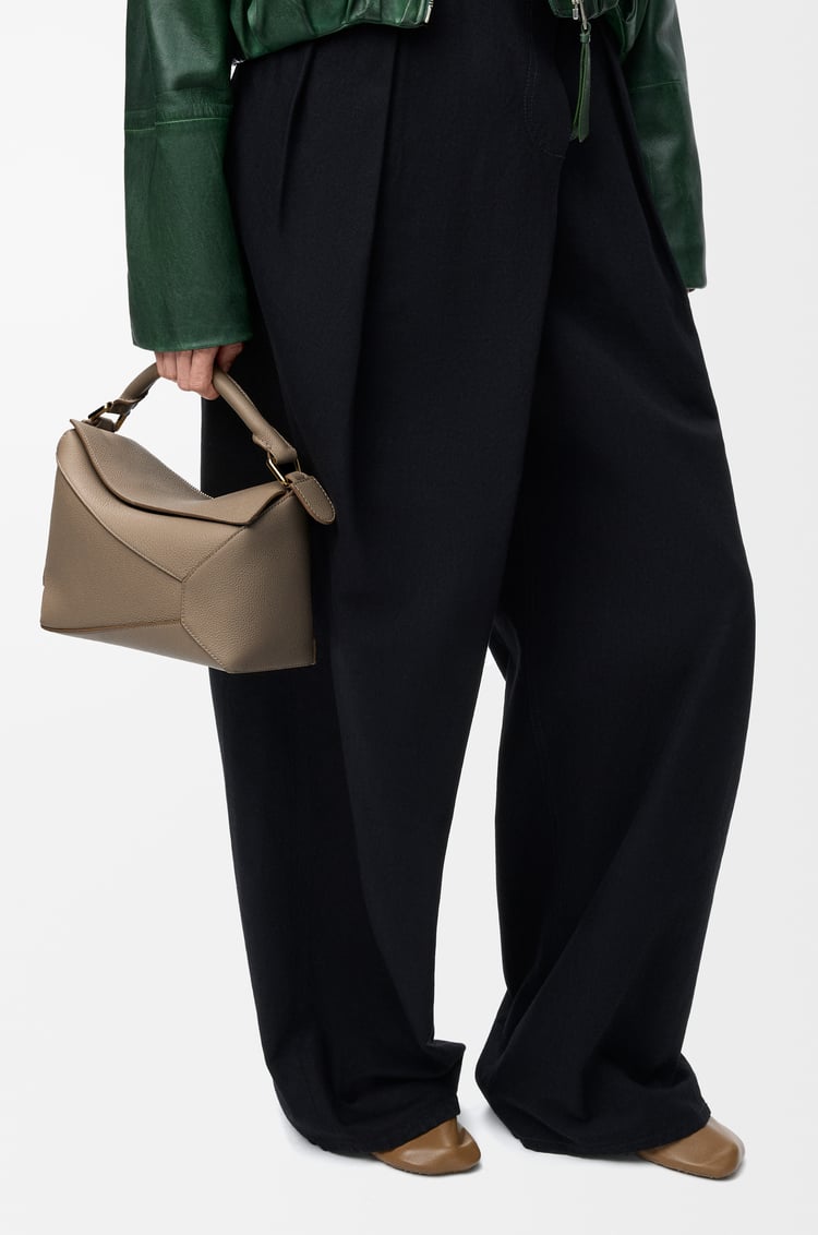 LOEWE パズルエッジ バッグ スモール（ソフトグレインカーフ） トープ