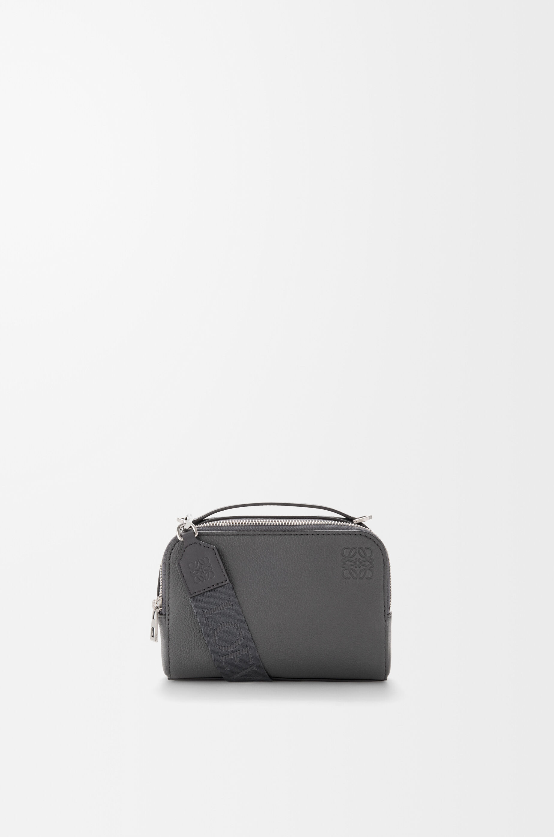 クロスボディ カメラバッグ ミニ（ソフトグレインカーフ） ブルー - LOEWE