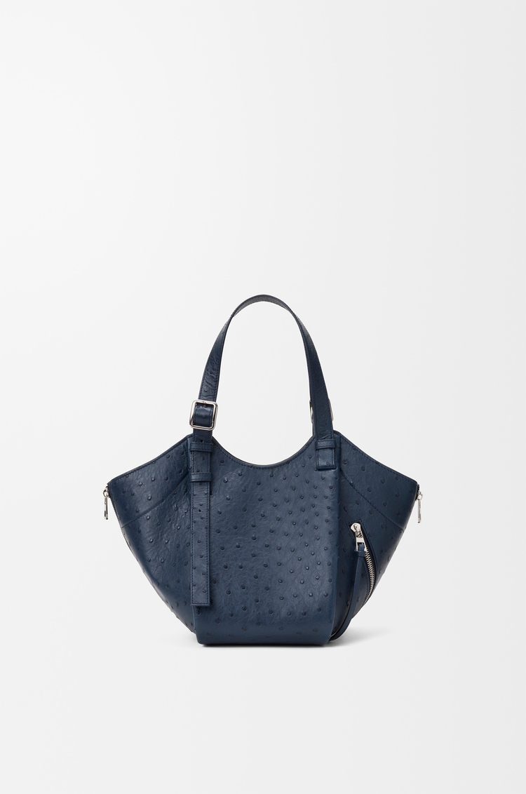 LOEWE ハンモック フリップ バッグ ミディアム（オーストリッチ） ディープネイビー