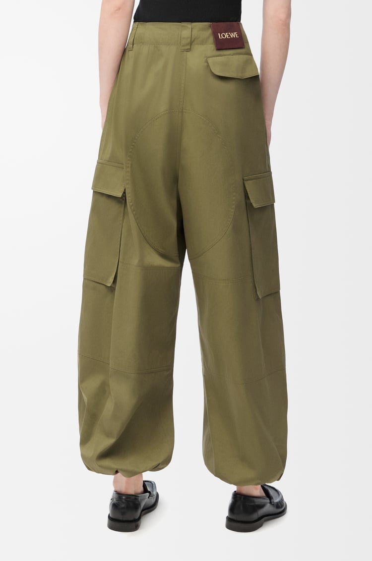 LOEWE Pantalones cargo en algodón y seda Verde Caqui