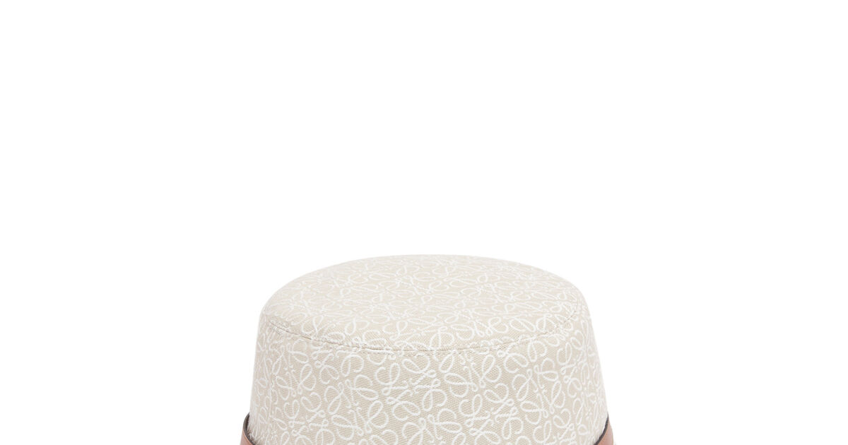 LOEWE K820HB1X41 Anagram jacquard logo Bucket hat bob hat BeigeBased Unused Loewe - Reversible Anagram jacquard bucket hat Loewe main image 2