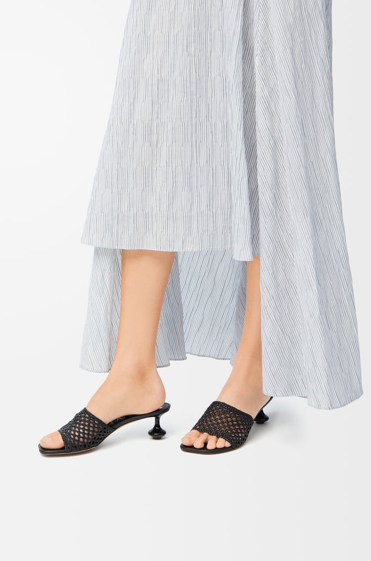 LOEWE Sandalia Toy en piel de ternera Negro