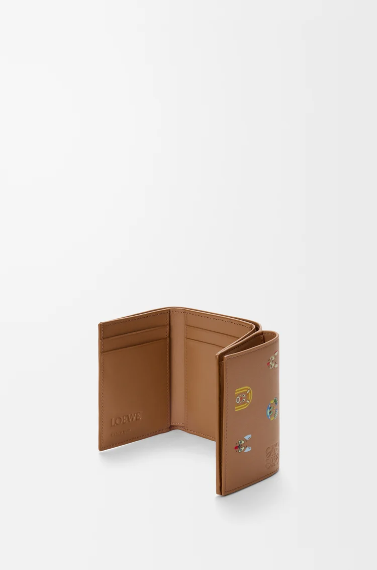 LOEWE キャッツ トライフォールド ウォレット（クラシックカーフ） モカ