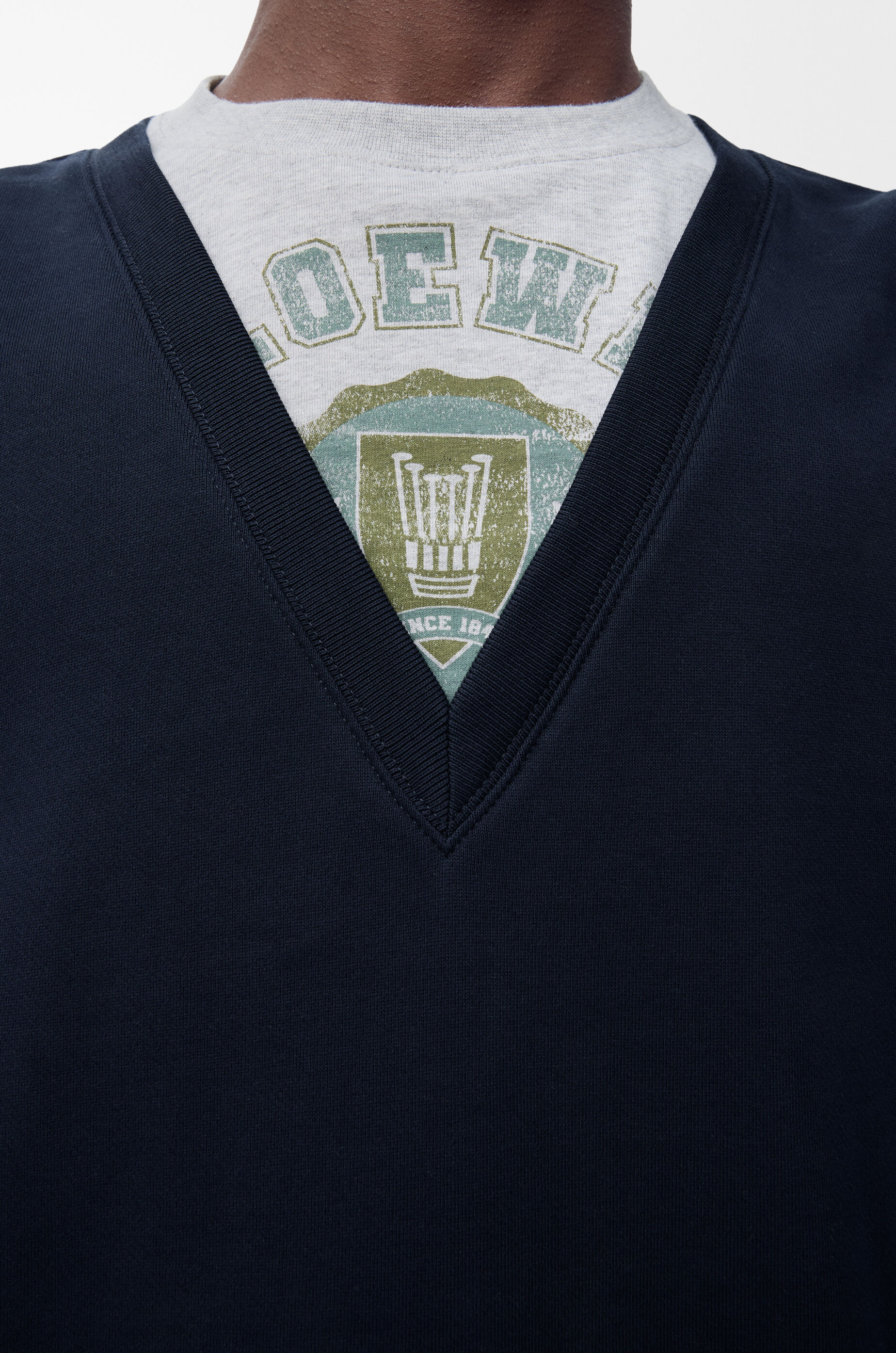 LOEWE セール★ RELAXED FIT HOODIE★RIVIERA BLUE Loewe Men's Anagram Patch Pocket Hoodie in Riviera Blue Loewe