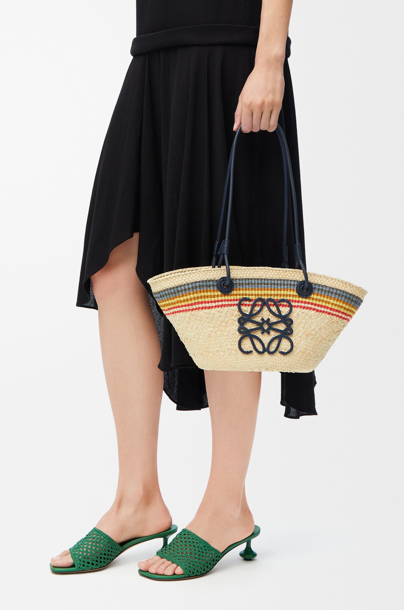LOEWE Small Anagram basket in iraca palm and calfskin Natural/Multicolor