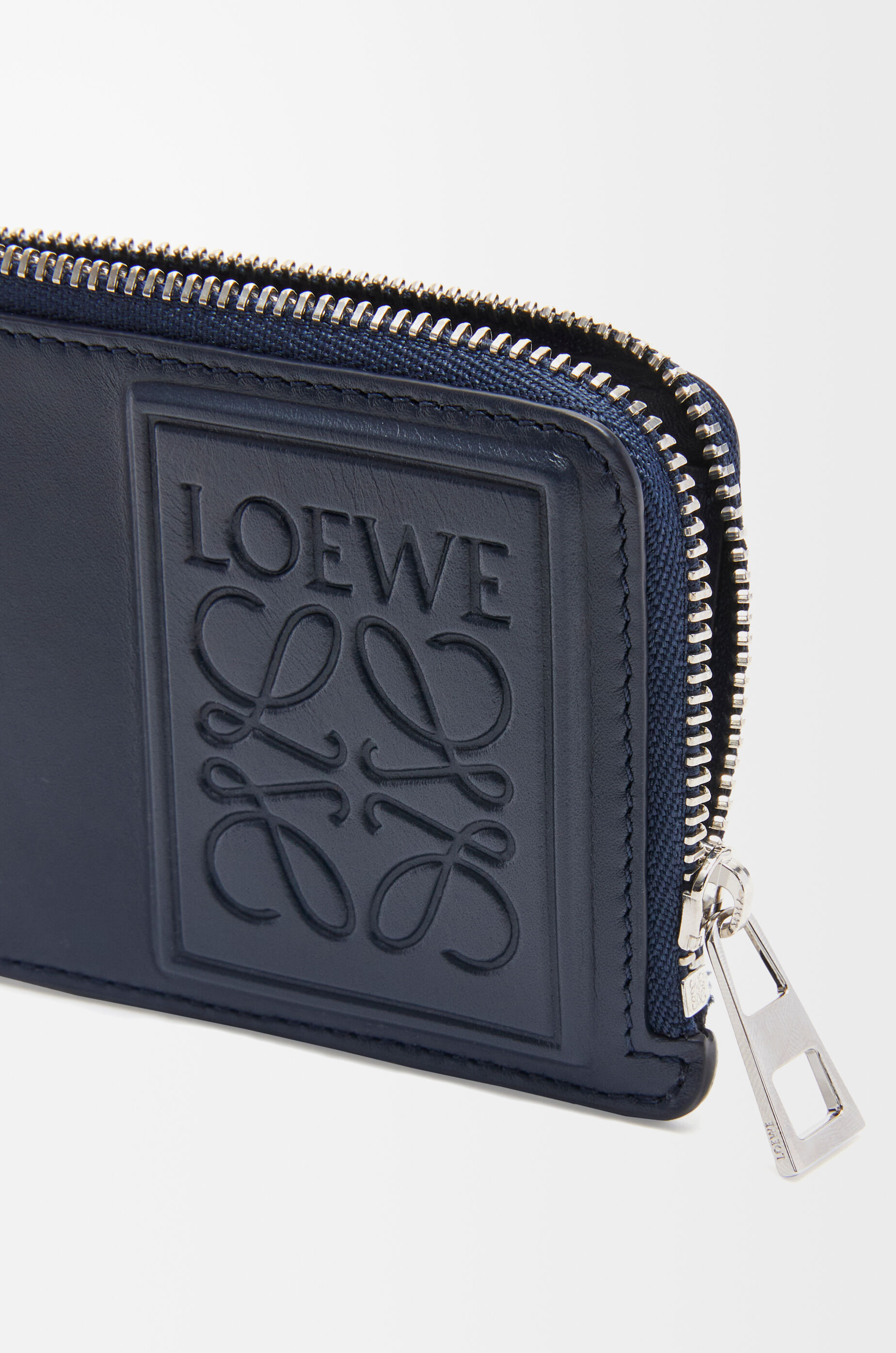 LOEWE（コインケース/小銭入れ）のフリマアイテム一覧