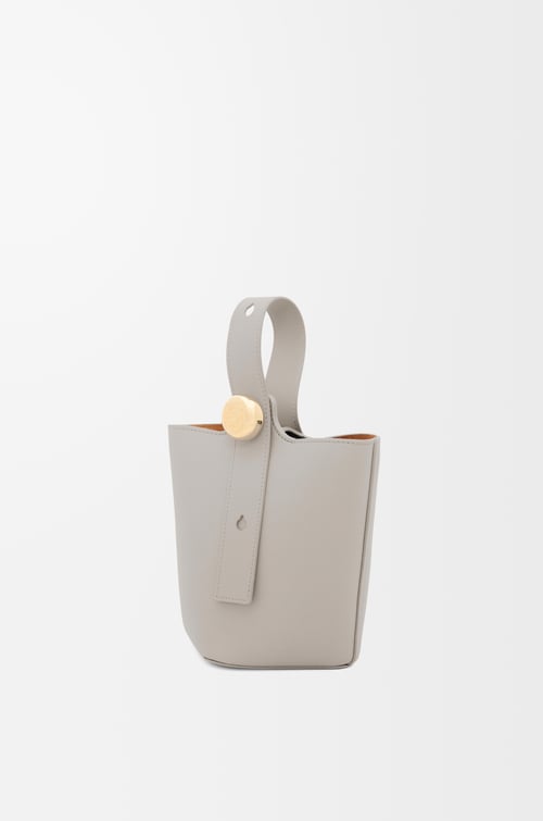 LOEWE Mini Pebble bucket in smooth calfskin Shell Grey plp_rd