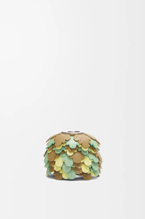 LOEWE Ciondolo a forma di piccole foglie in pelle di vitello Verde Kaki/Giada/Granato Giallo