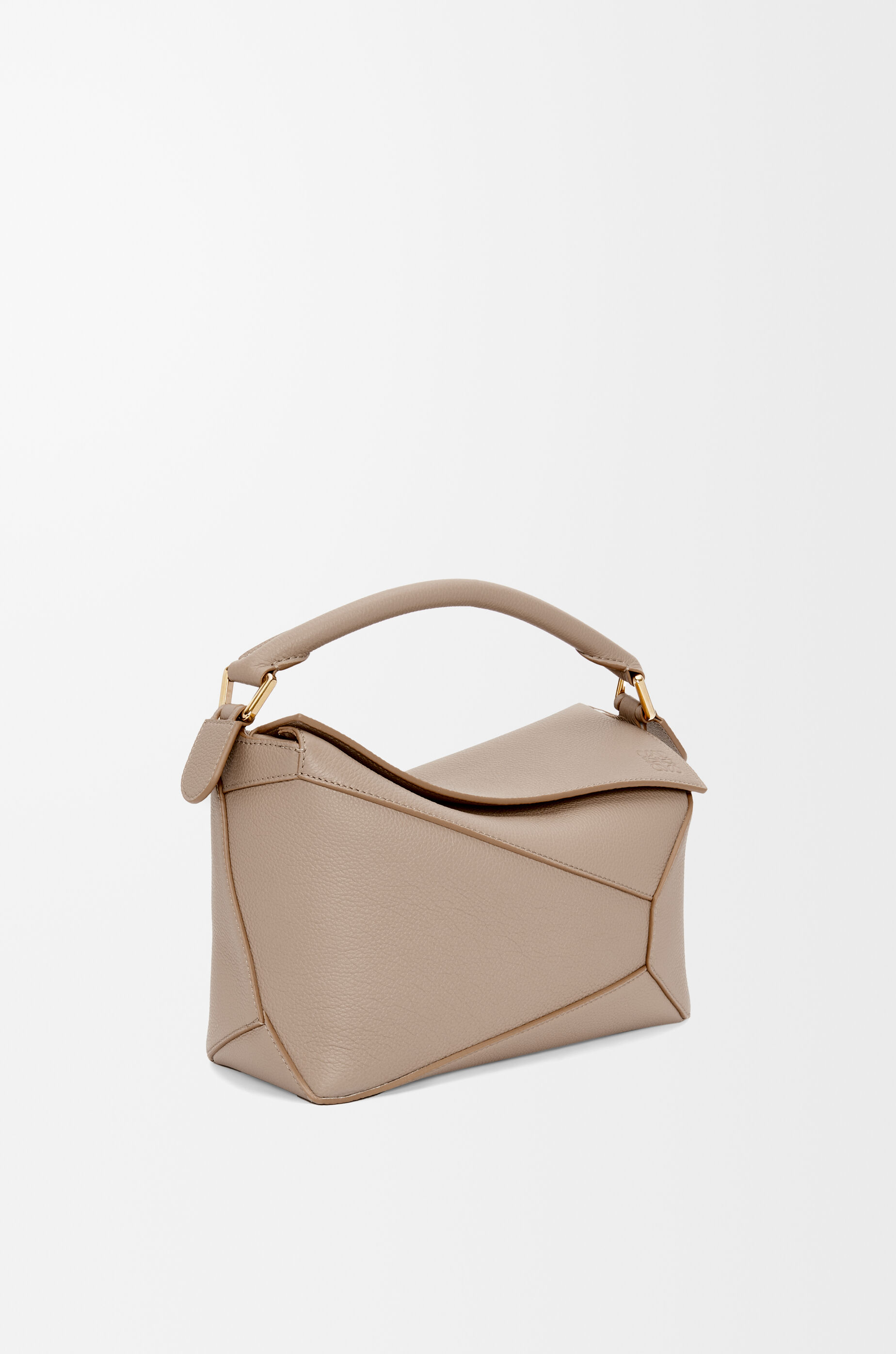 LOEWE　ロエベ　パズル　ショルダーバッグ　バッグ　サンド LOEWE スモール パズルバッグ サンド (LOEWE/ハンドバッグ