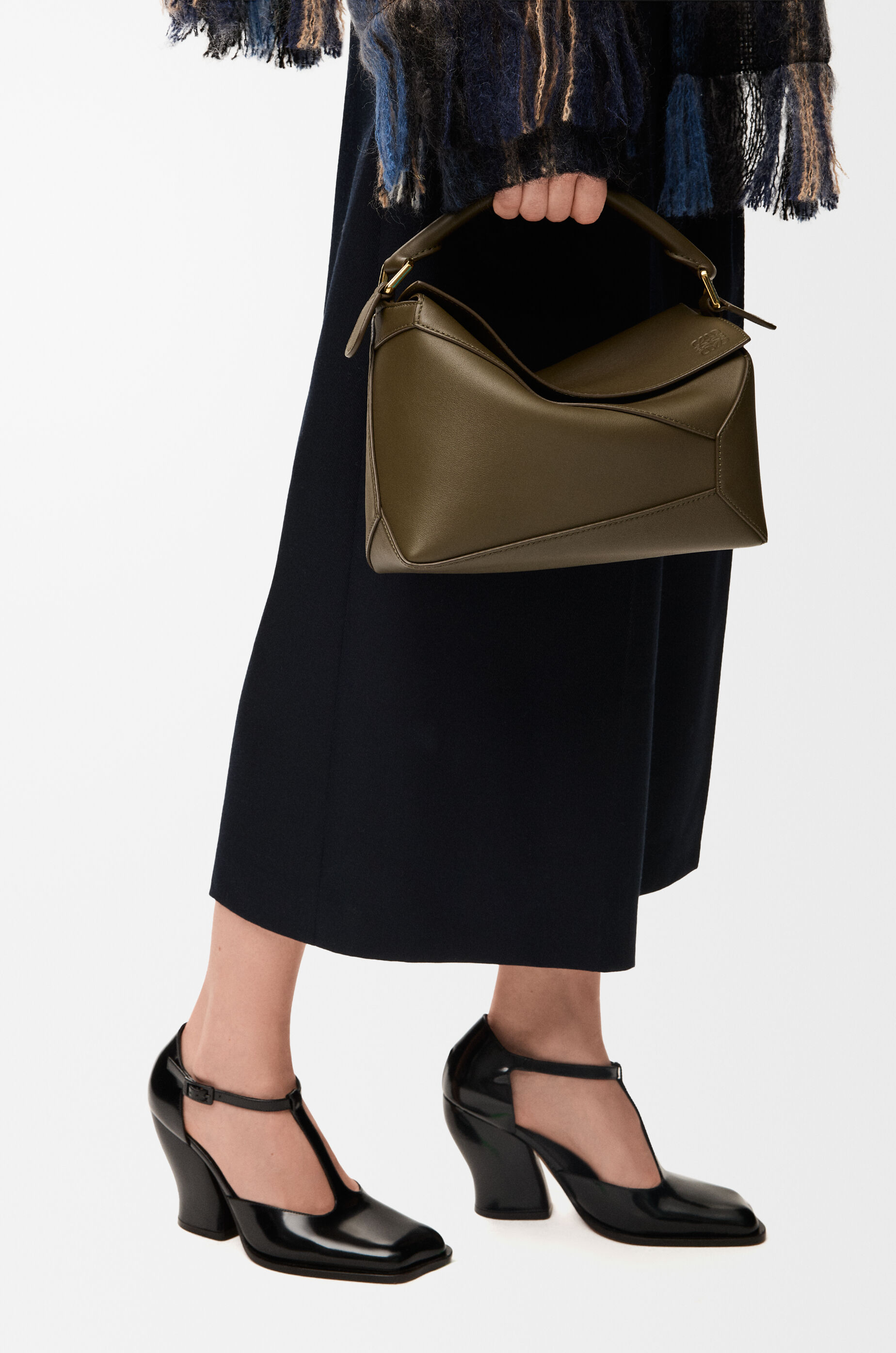 パズルバッグ スモール（クラシックカーフ） グリーン - LOEWE