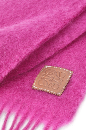 LOEWE 羊毛與馬海毛混紡圍巾 shocking pink plp_rd
