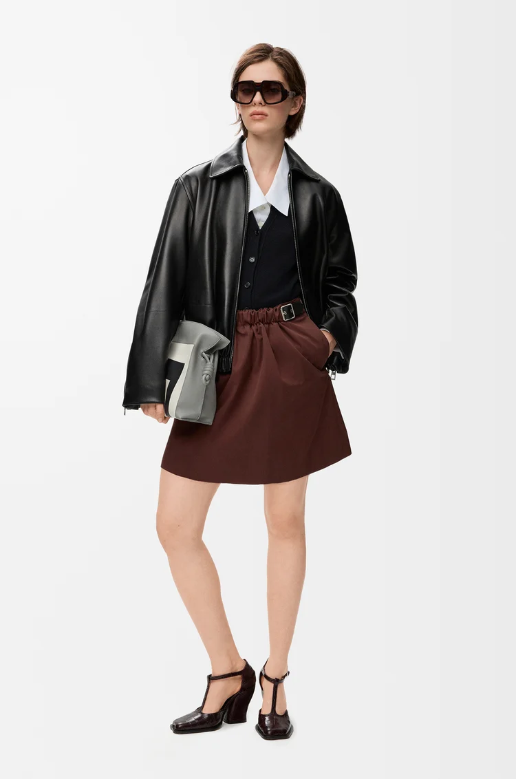 LOEWE Falda con cinturón en algodón y seda Café
