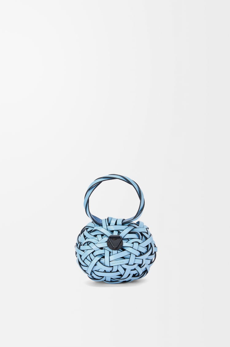 LOEWE 牛皮革和竹子编织鸟巢花瓶 浅蓝色