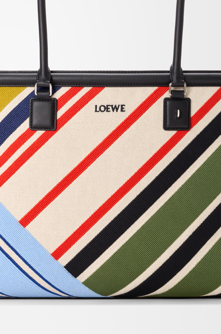 LOEWE Grand Verano tote en toile brodée Écru/Multicolore