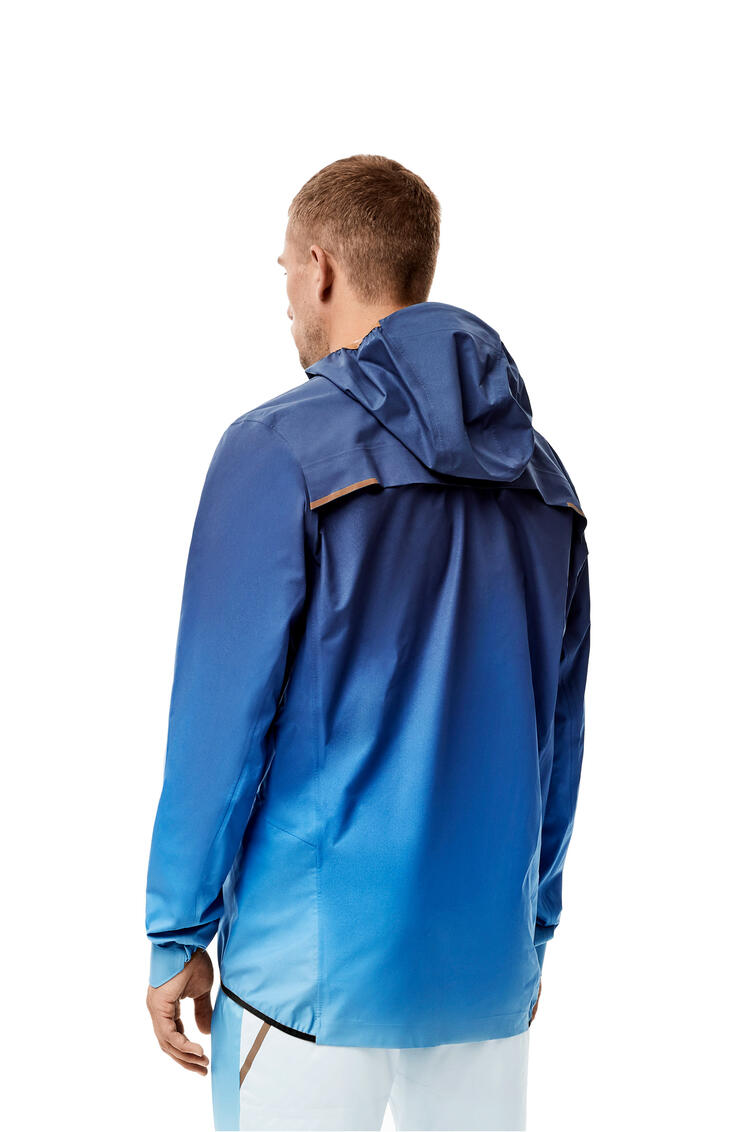 LOEWE Waterproof Anorak防水套头夹克 Gradient Blue pdp_rd