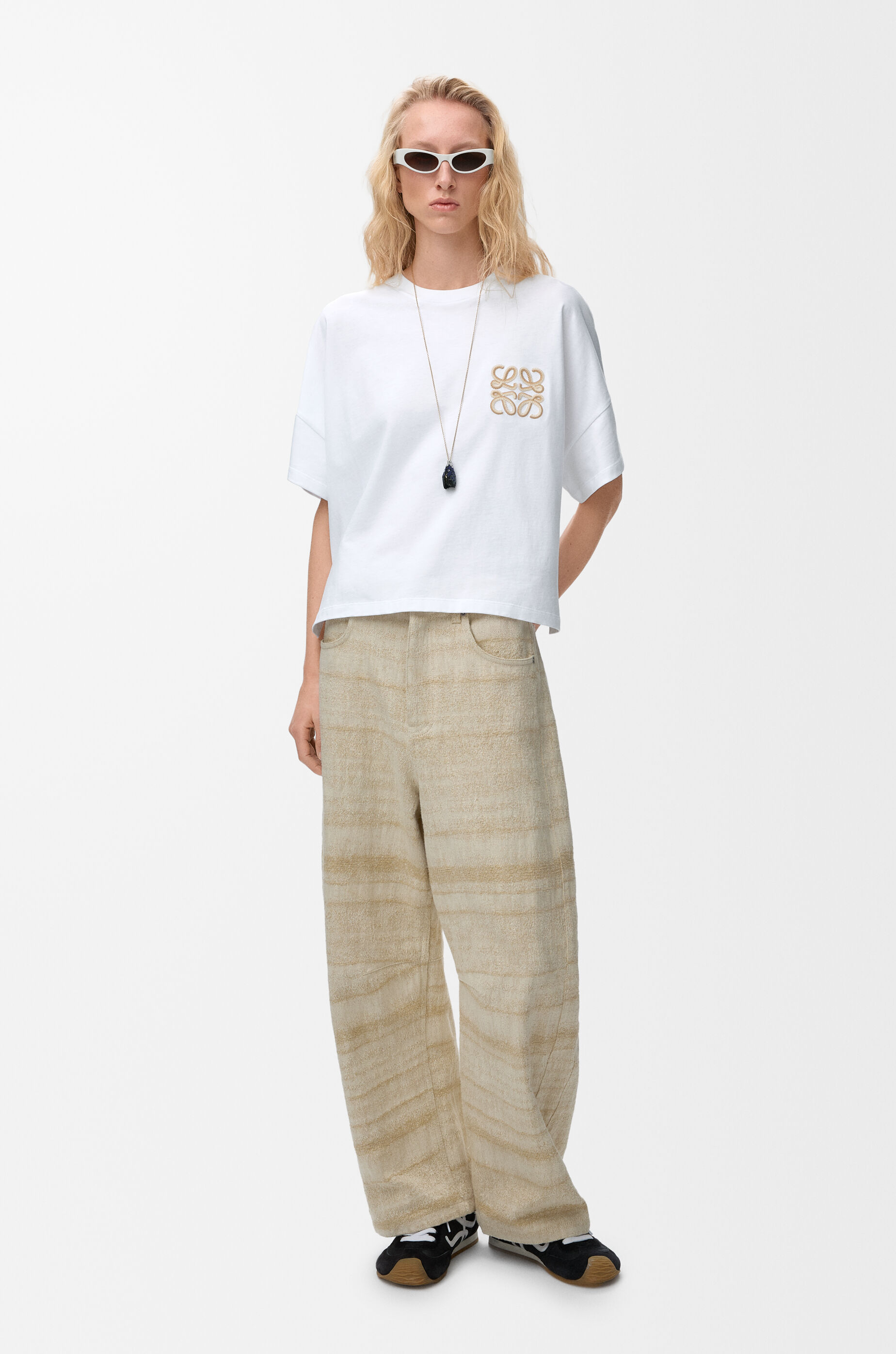LOEWE ロエベ　Boxy Fit Tシャツ ボクシーフィット ボクシーフィット Tシャツ（コットン） ホワイト - ロエベ 日本 公式サイト