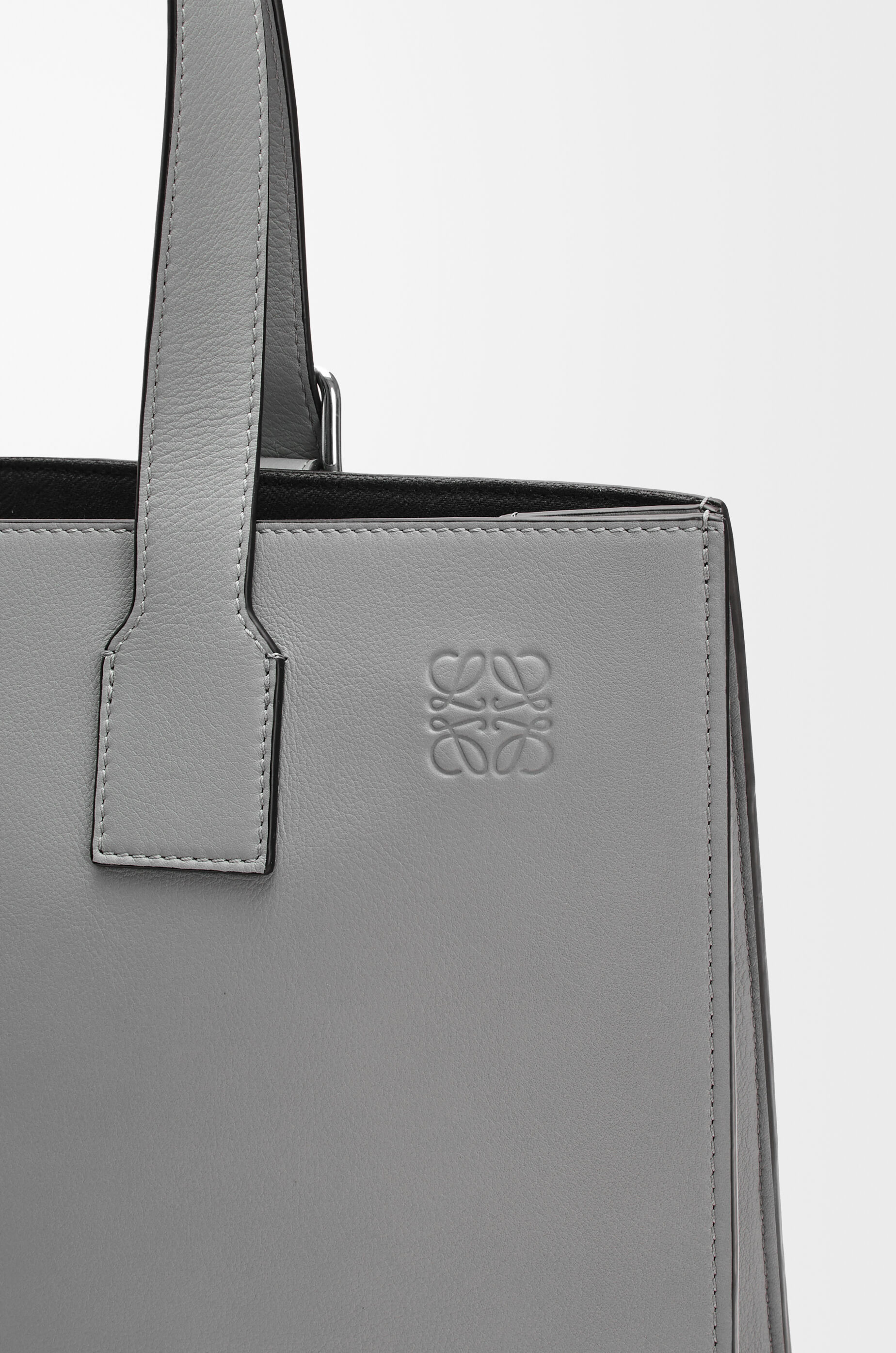 ロエベ バックル トート ダークグレー ハンドバッグ トートバッグ ホリゾンタル 22新作 ロエベ バックル ホリゾンタル トート (LOEWE/トートバッグ