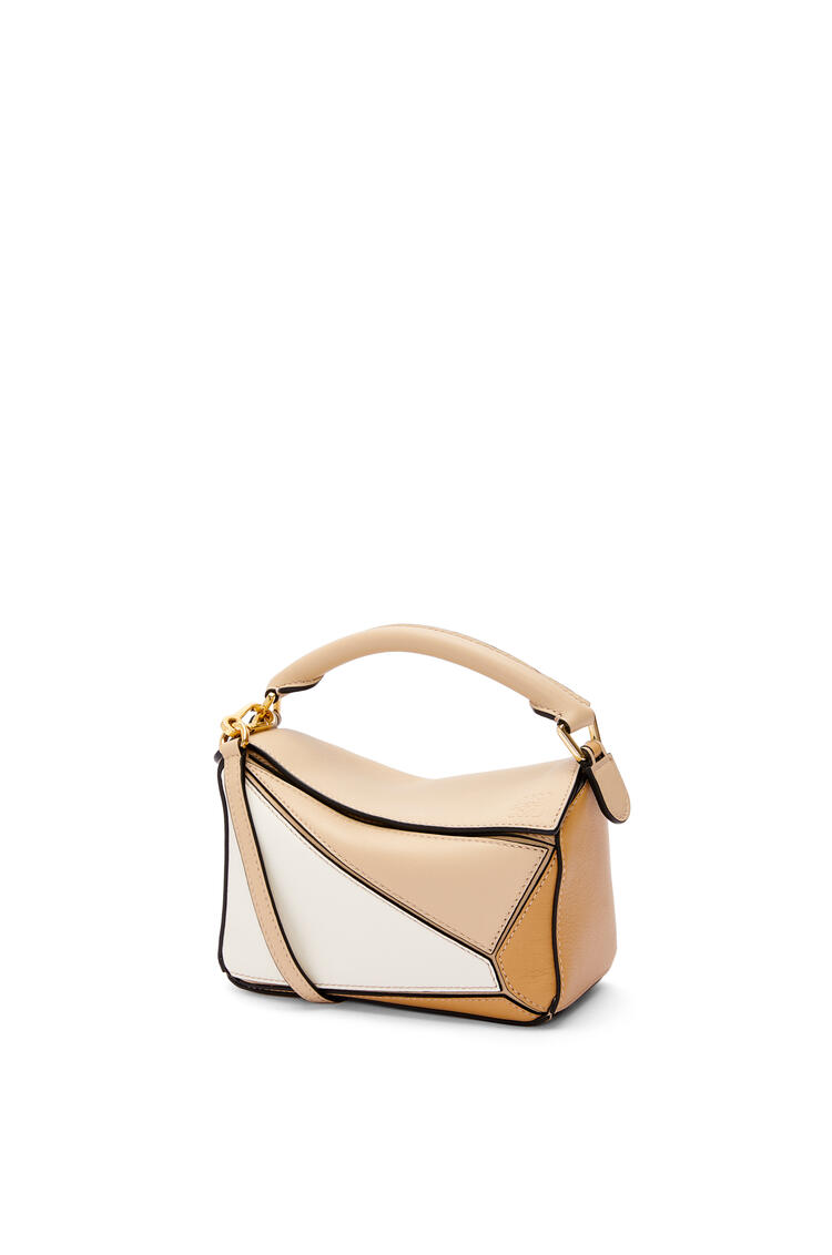 Small Puzzle bag in classic calfskin Dusty Beige/Soft White - LOEWE