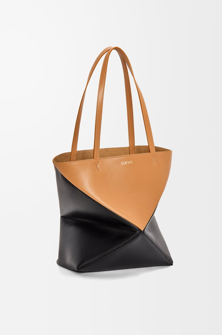 LOEWE Puzzle Fold Tote in shiny calfskin Warm Desert/Black
