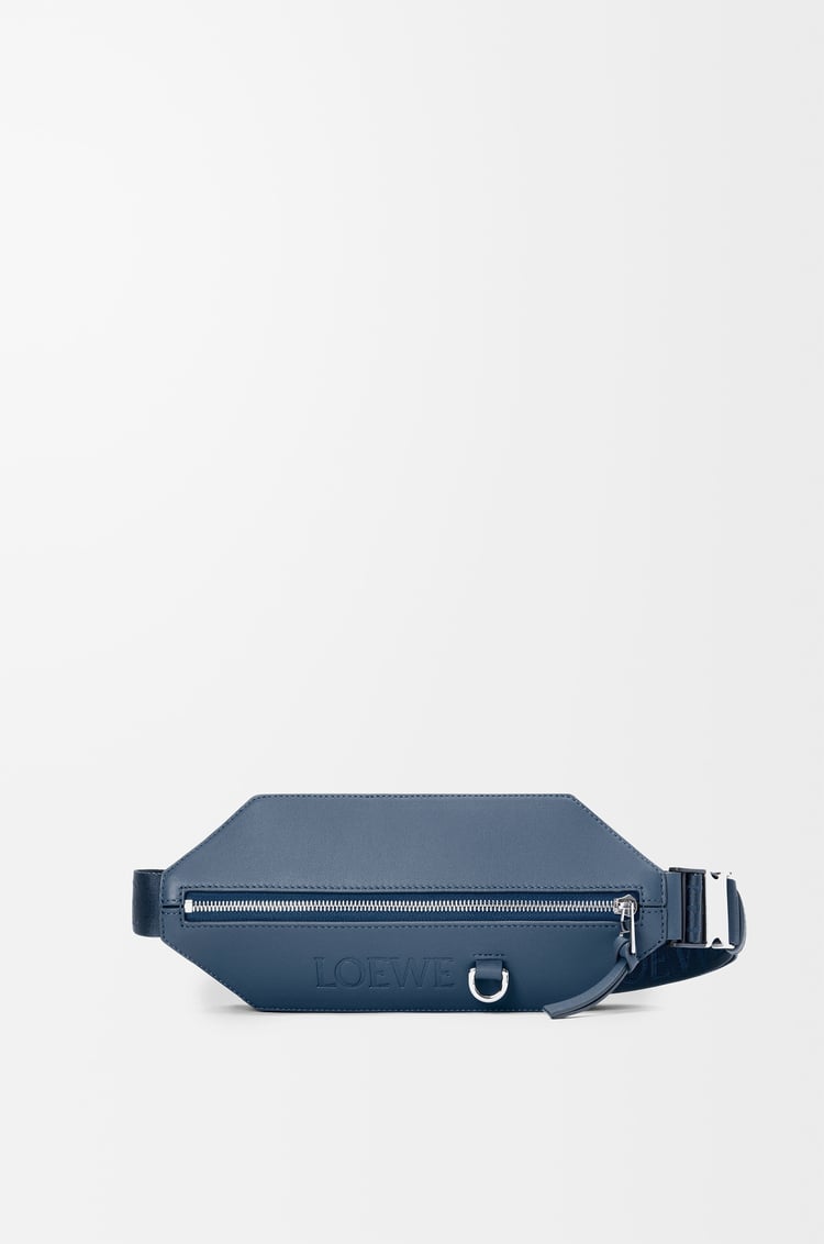 LOEWE Bolso bandolera Convertible en piel de ternera Tinte Índigo