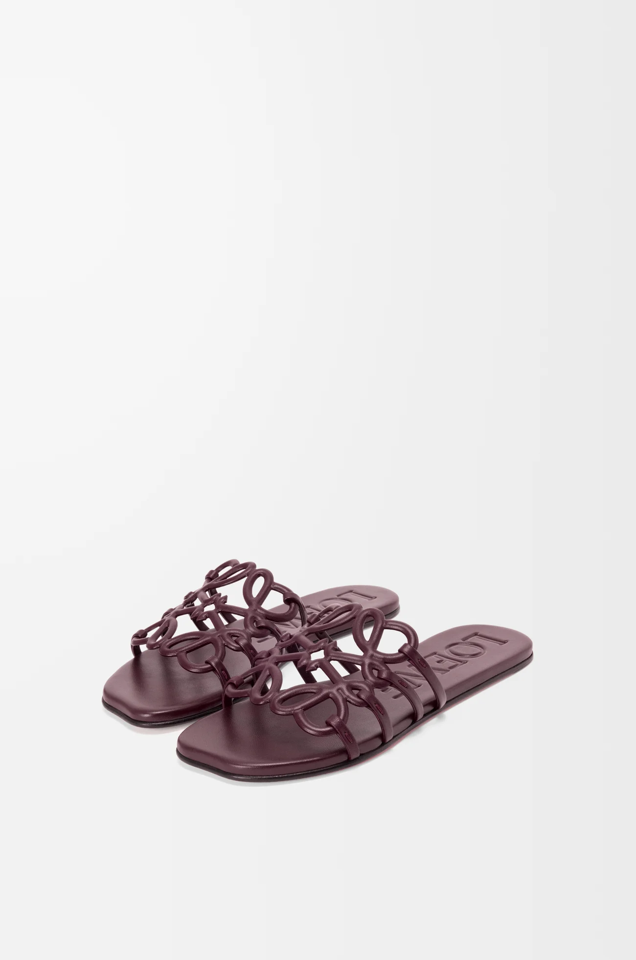 LOEWE Petal Anagram slide in soft calfskin Dark Burgundy