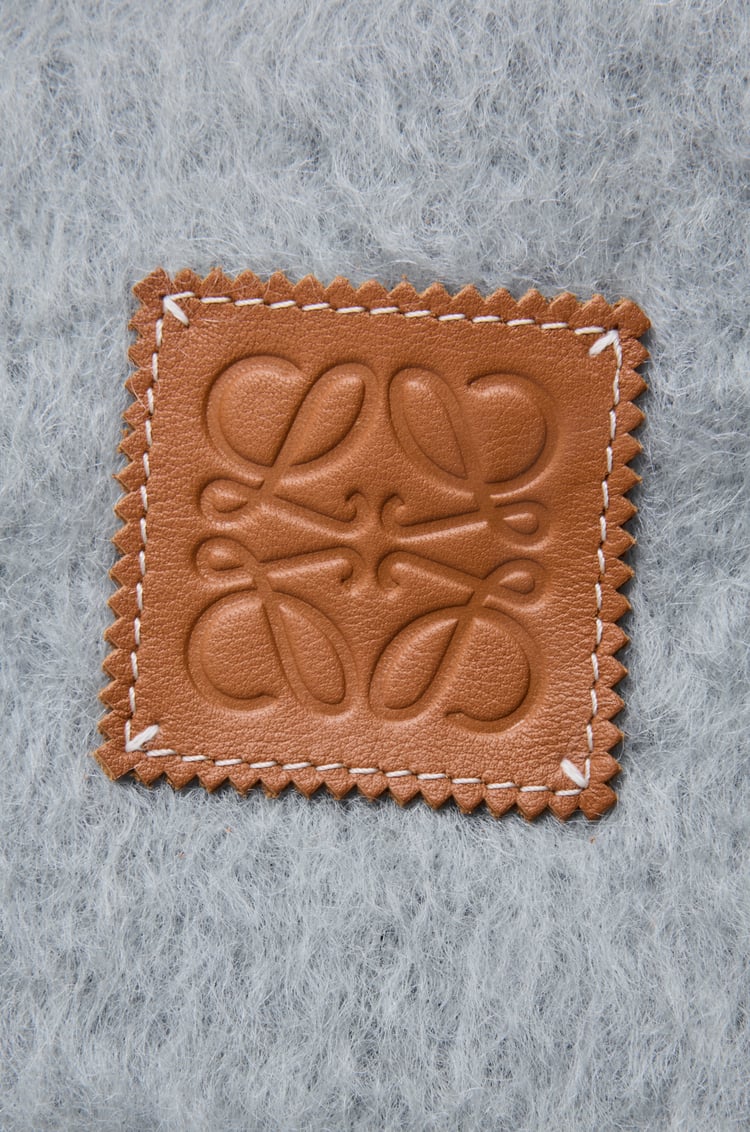 LOEWE スカーフ（モヘア＆ウール）​ ライトグレー